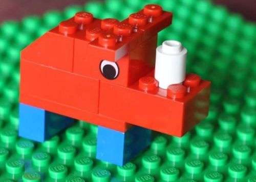 Lego mini Rhino nr 2165 - what it looks like built